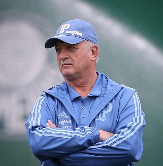 Felipão confirma oferta da seleção da Colômbia e diz que 'precisa pensar'