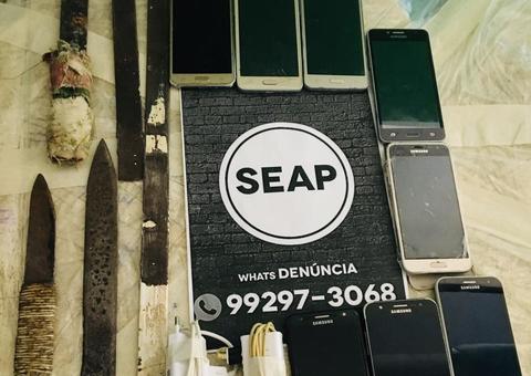 'Estoques' e celulares são apreendidos em revista no Compaj