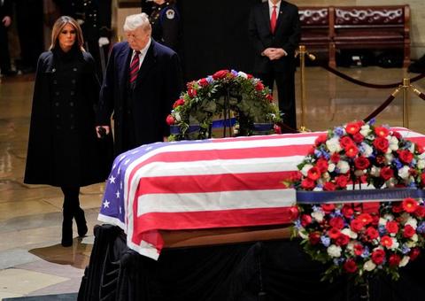 Corpo de George H.W. Bush será sepultado no Texas