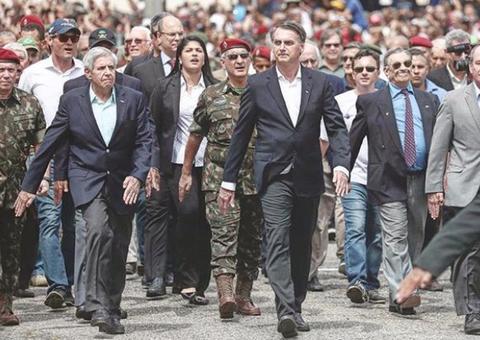 Bolsonaro chega a Brasília para reuniões com bancadas partidárias