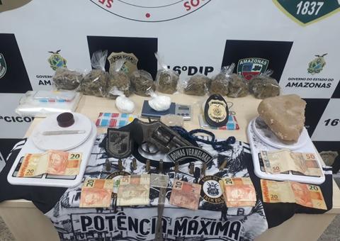Em Manaus, polícia desarticula laboratório de drogas e encontra arma no local   