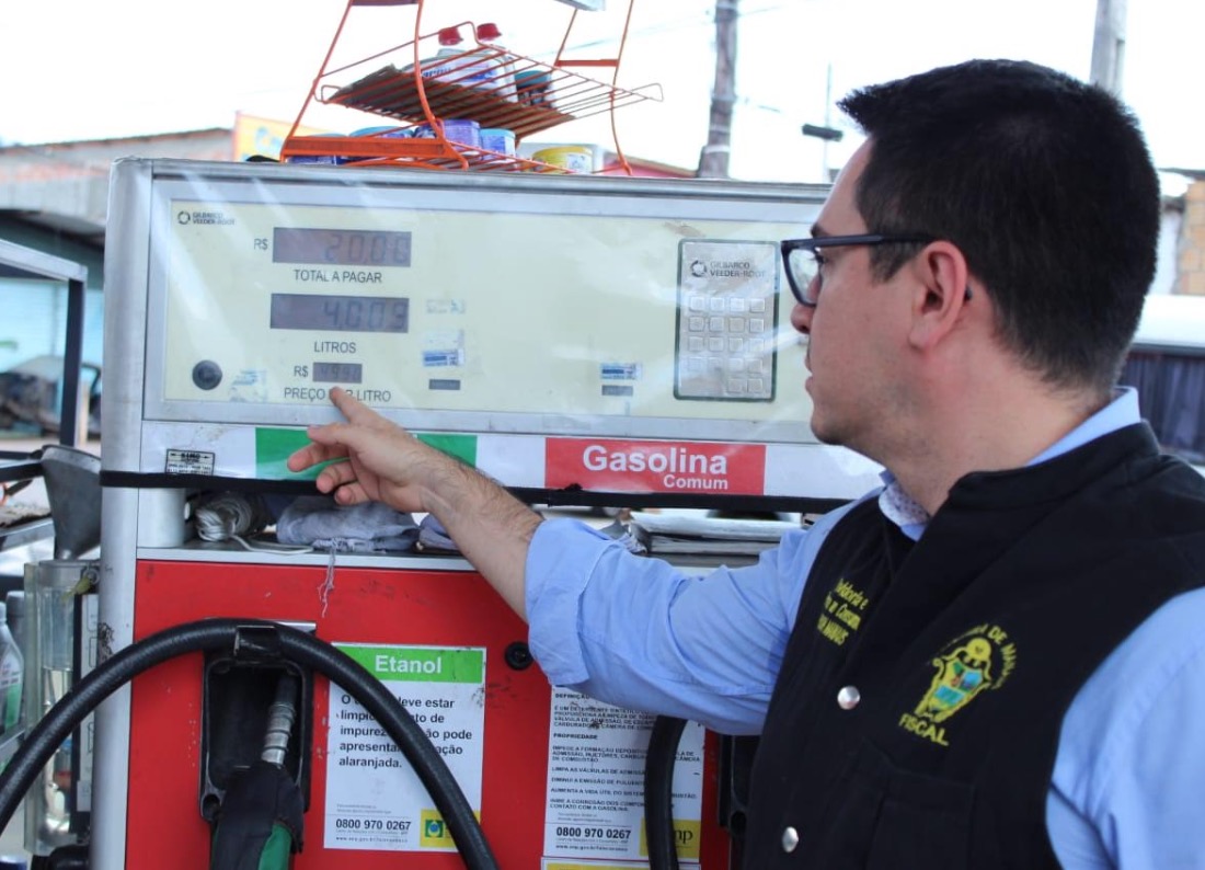 Postos reduzem em R$ 0,70 o preço da gasolina após fiscalização do Procon em Manaus 