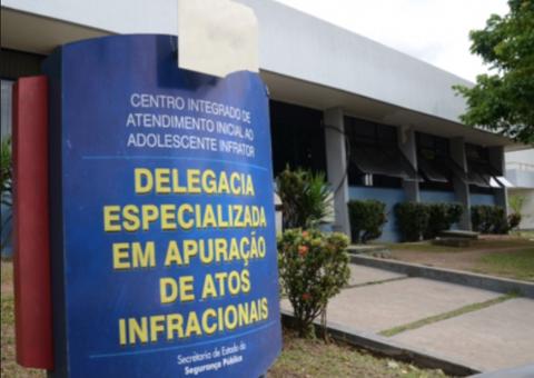 Adolescente é apreendida ao tentar furtar produtos de loja em Manaus