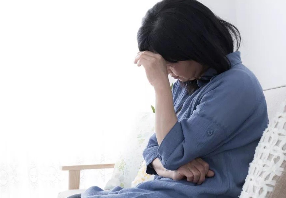 Urologista alerta para consequências emocionais da incontinência urinária