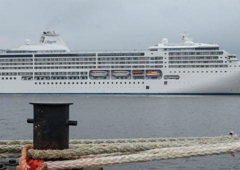 Com 246 passageiros a mais, barco é apreendido pela Marinha no Amazonas