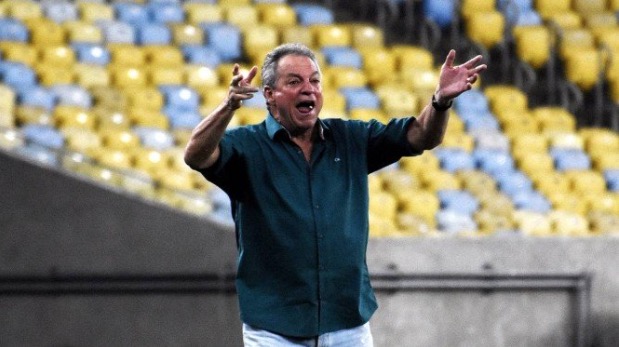 Oposição do Flamengo confia em proposta financeira para ter Abel, mas não se vê refém