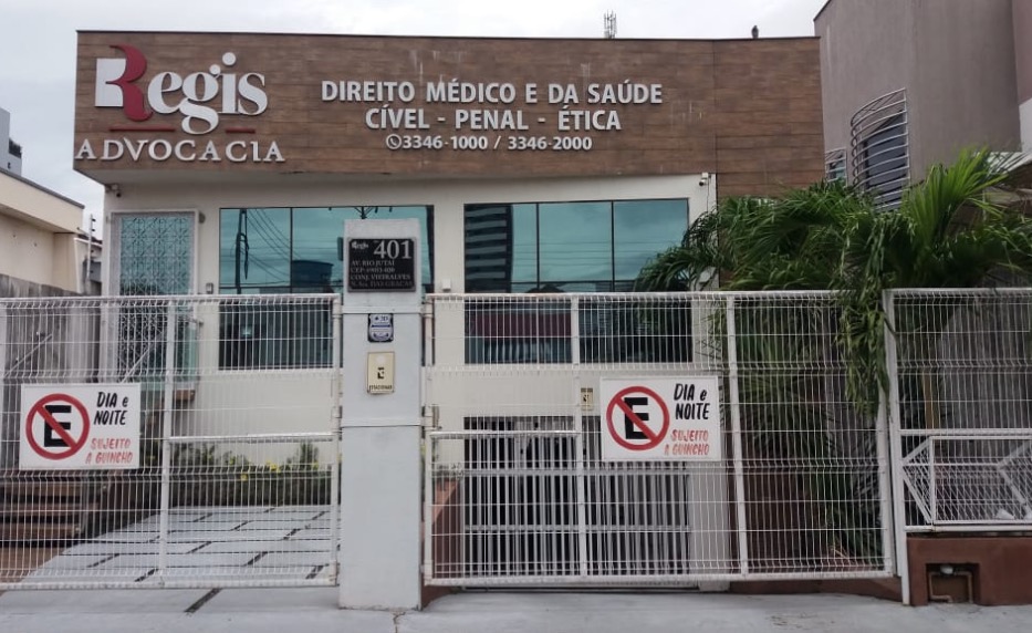 Estacionar em frente à garagem rende condenação por danos morais em Manaus 