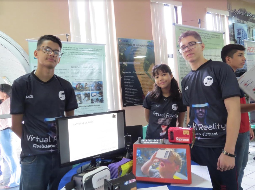 Alunos da rede pública expõem projetos de iniciação científica no Amazonas 