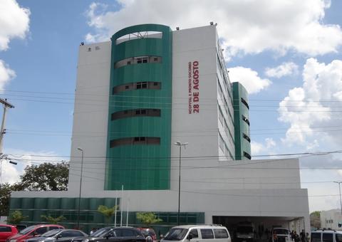 Detento do semiaberto é alvejado e tem casa incendiada em Manaus