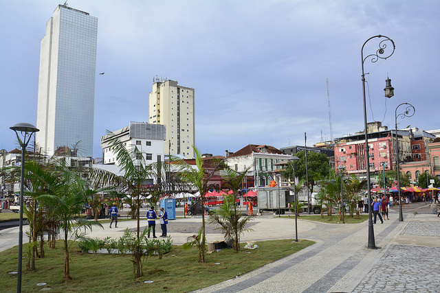 Praça Adalberto Valle é revitalizada e resgata identidade da Belle Époque