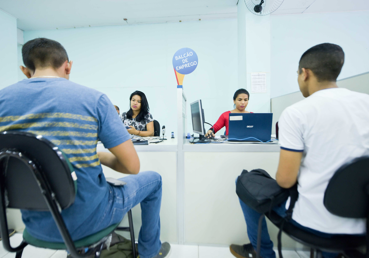 Setrab oferta 30 vagas de emprego nesta segunda-feira