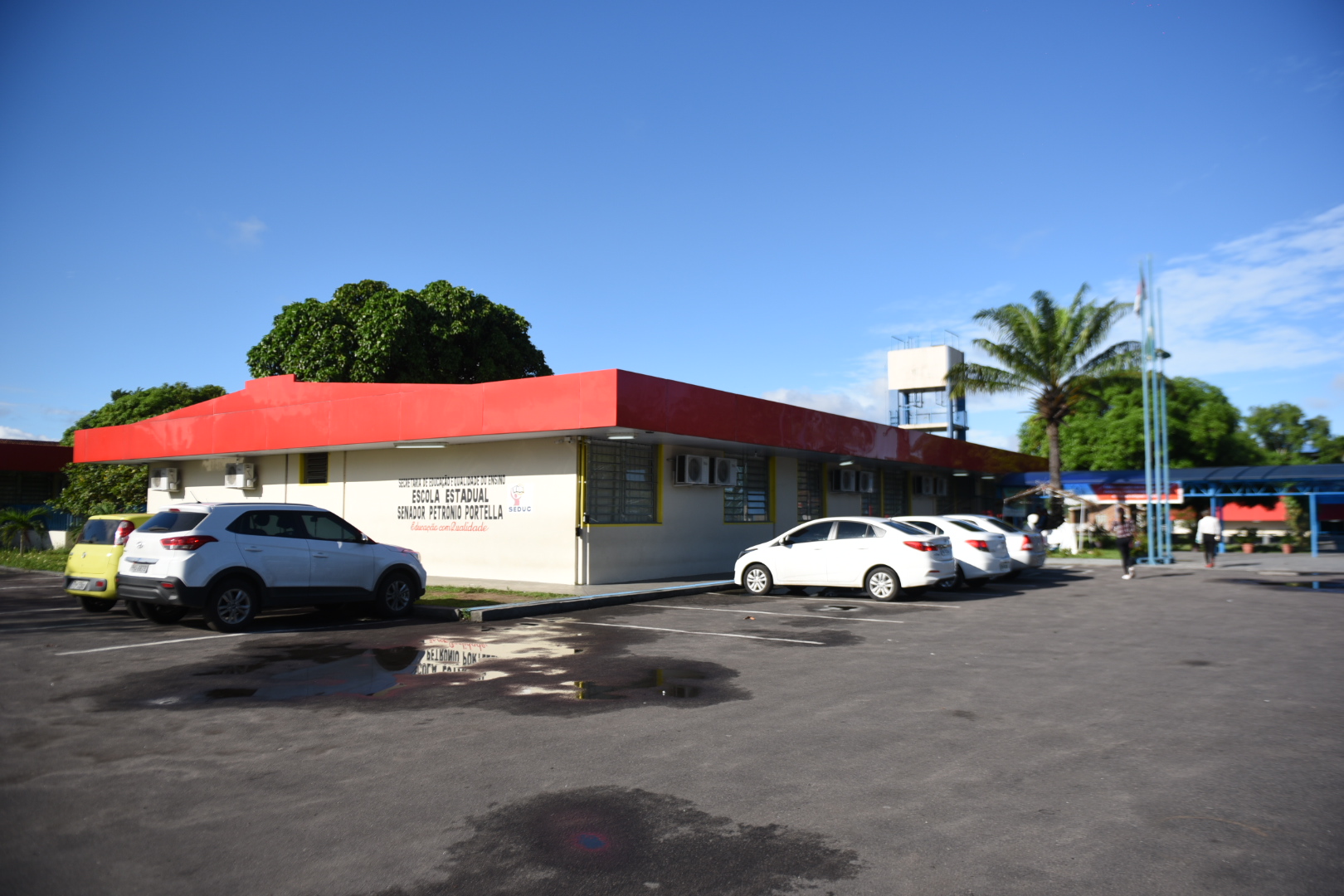 Com salários de até R$ 6 mil, concurso da Adaf é realizado no Amazonas