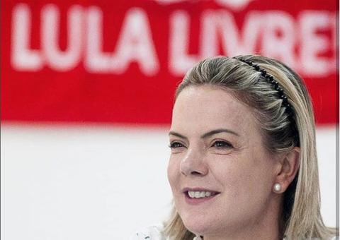 'Temos muita esperança de que Lula saia da prisão antes do Natal', diz Gleisi