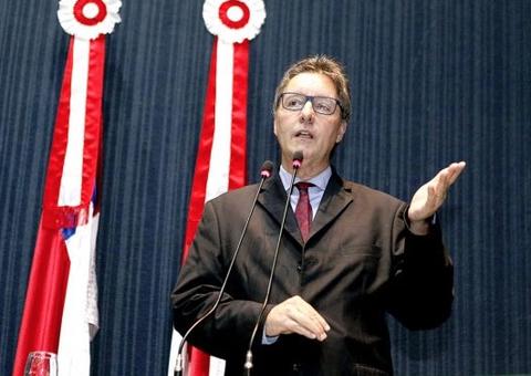 Wilson confirma Luiz Castro na Seduc e mais cinco nomes de seu secretariado 