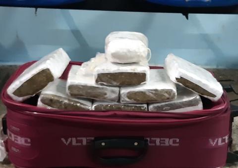 Polícia Federal apreende maconha e cocaína em porto no Amazonas
