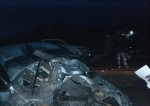 Outro grave acidente envolvendo três veículos deixa uma pessoa ferida na AM - 070