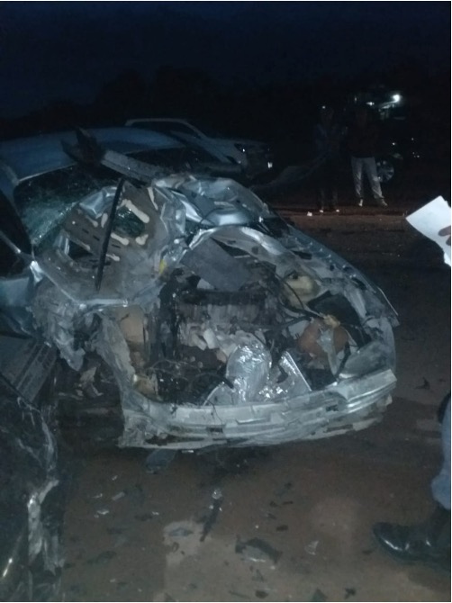 Outro grave acidente envolvendo três veículos deixa uma pessoa ferida na AM - 070