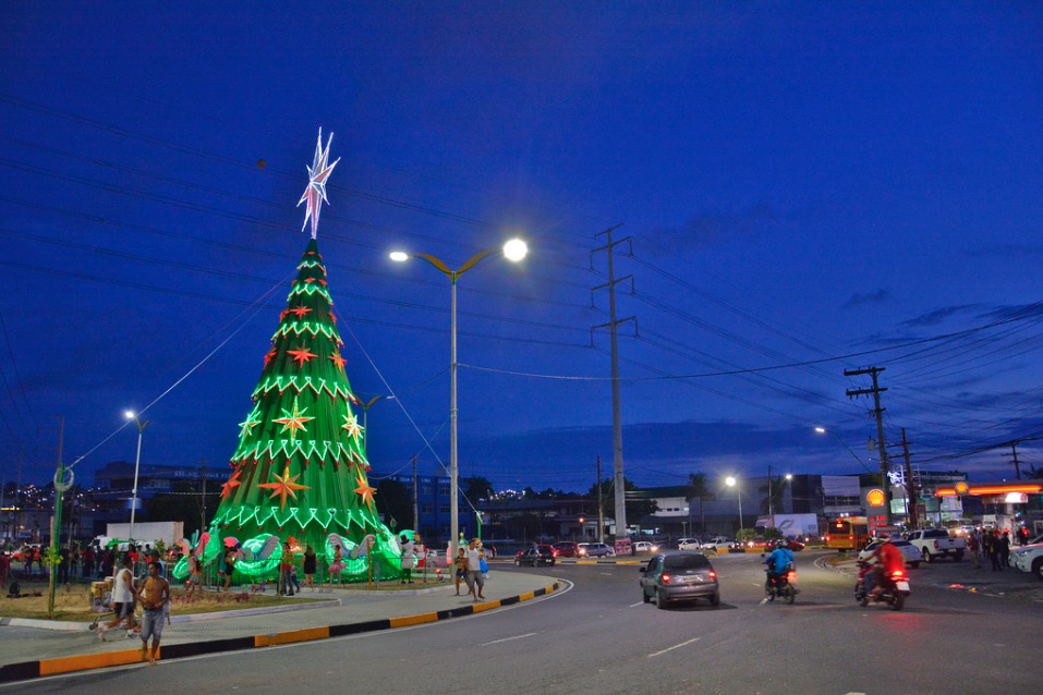 Bola do Produtor é entregue revitalizada e decorada na zona leste de Manaus 