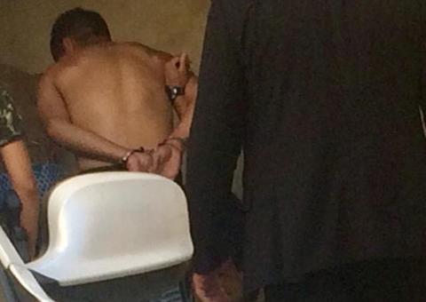 Vídeo mostra abordagem de suspeito de estuprar adolescente 