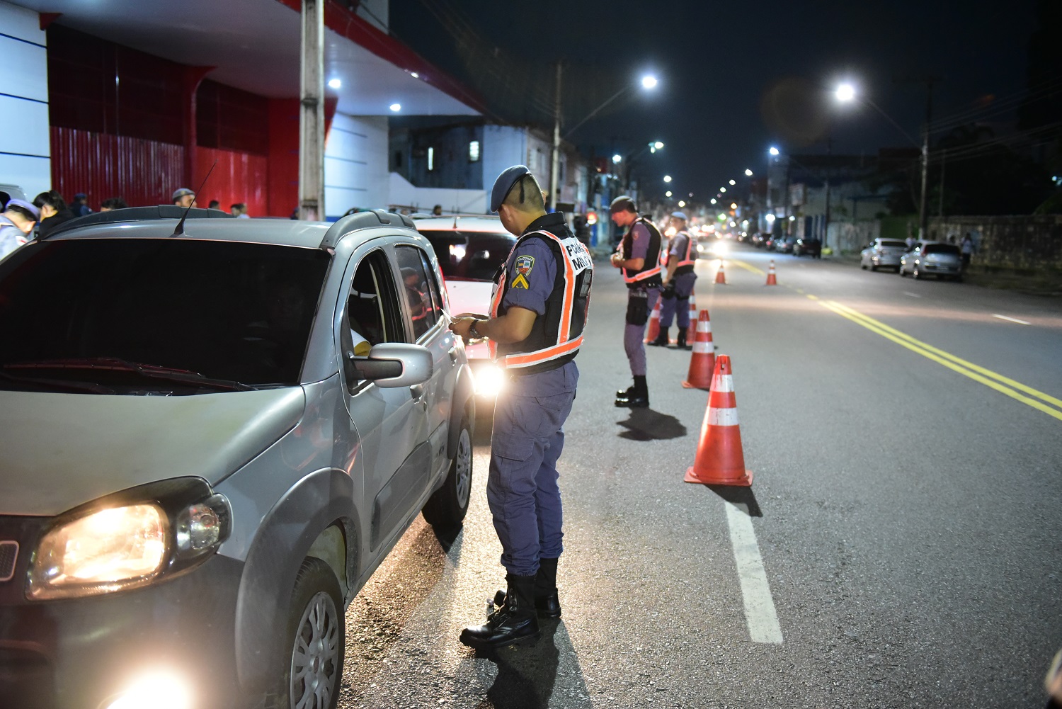 Polícia recupera cinco veículos roubados em Manaus 