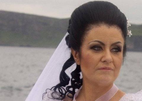 Mulher que afirmou ter casado com fantasma anuncia separação