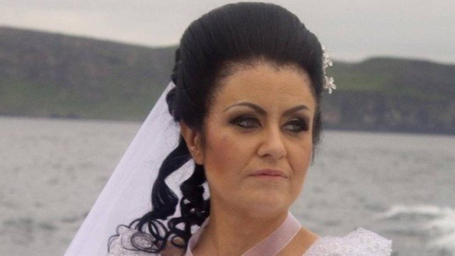 Mulher que afirmou ter casado com fantasma anuncia separação