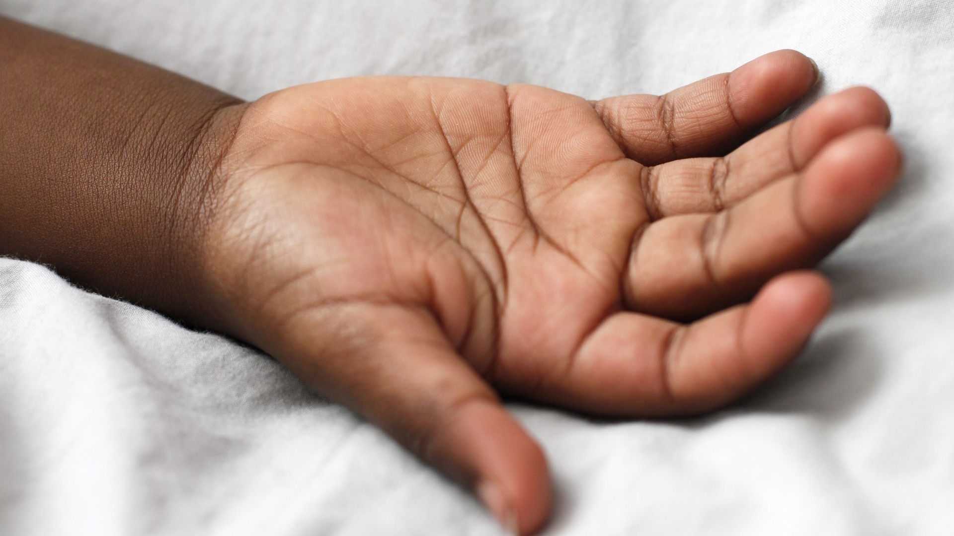 Idoso é condenado a 14 anos de prisão por estuprar criança em Manaus