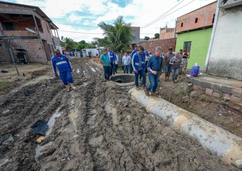 Comunidade em Manaus ‘sai da lama’ com implantação da rede de drenagem e asfalto