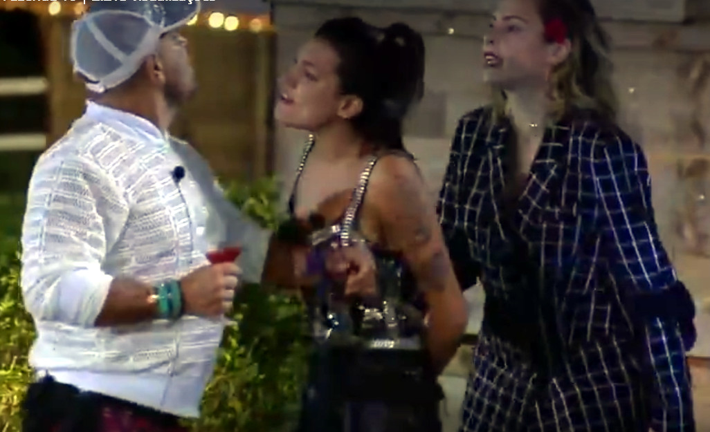 A Fazenda 10: Paula Renault, Gabi Prado e Evandro Santo protagonizam barraco em festa