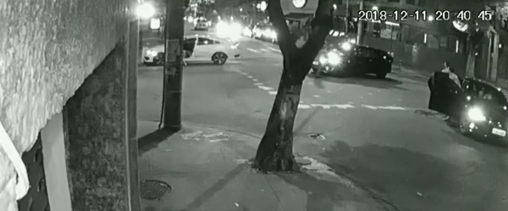 Motorista de carro fuzilado no Rio saiu rastejando para pedir ajuda