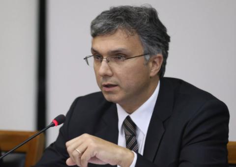 Colnago sinaliza apoio de Guedes a reforma que permita demitir servidor público ineficiente