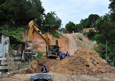 Prefeitura realiza obra de drenagem profunda no Jorge Teixeira