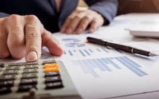 Governo do Amazonas reduz juros e multas e concede parcelamento a contribuintes que devem impostos