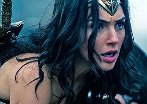 Protagonistas mulheres rendem mais bilheteria nos cinemas do que homens, diz estudo