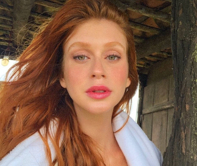 Marina Ruy Barbosa ajuda seguidora após comentário suicida