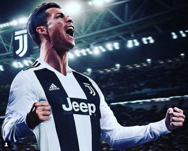 Cristiano Ronaldo marca o 5000º gol da Juventus no Italiano em vitória sobre Torino