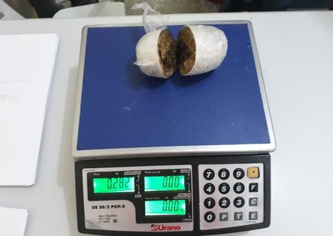 Mulheres são presas em flagrante ao tentarem entrar com drogas no CDPM