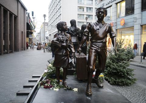 Alemanha vai pagar R$ 11 mil a vítimas do nazismo que fugiram ainda crianças