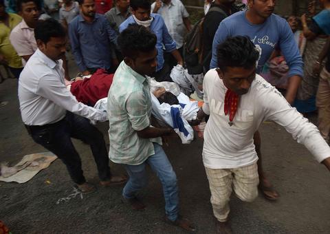 Incêndio em hospital na Índia mata 6 e fere mais de 100