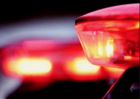 Mulher é morta a pauladas após discutir com homem em bar