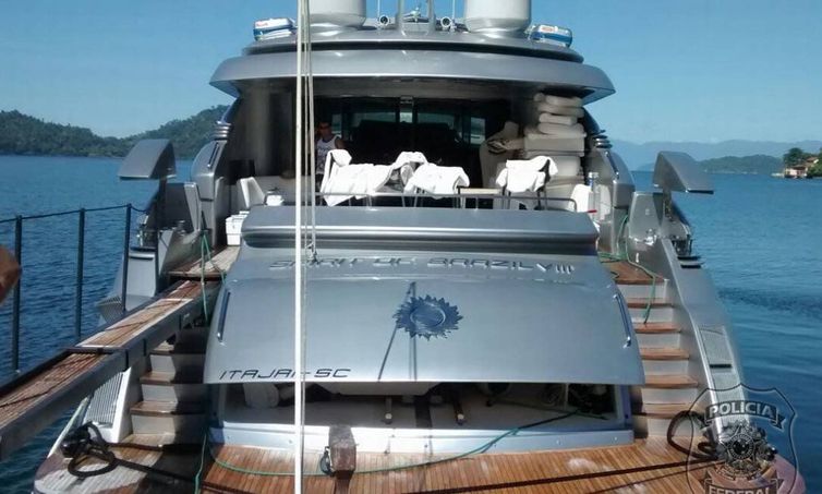 Iate de luxo de Eike Batista vai leilão mais uma vez hoje