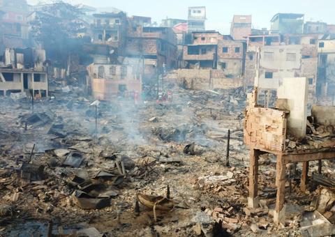 Unidades da UEA são pontos de coleta de doação para vítimas de incêndio