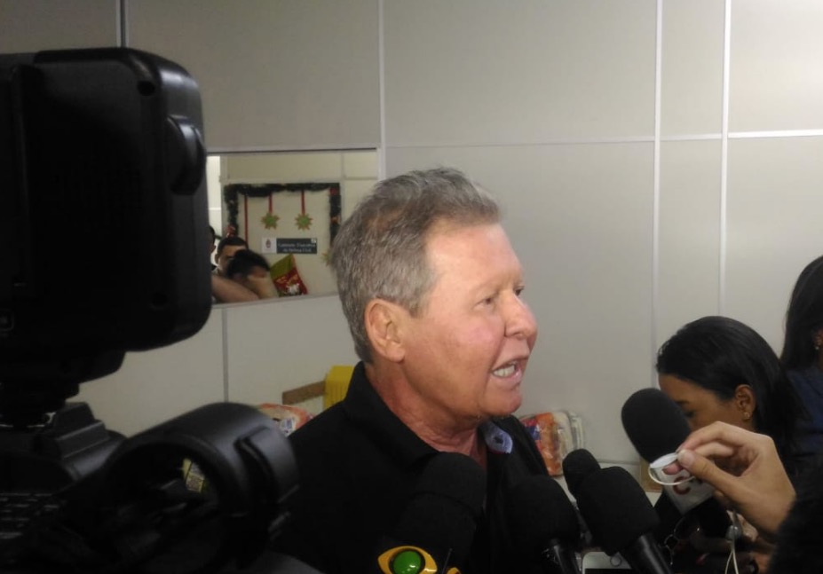 Prefeito fala sobre medidas tomadas para ajudar 576 famílias atingidas por incêndio no Educandos