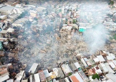 Amazonas Shopping monta posto de coleta de doações a vítimas de incêndio