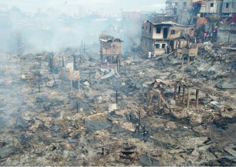  Incêndio no Educandos é o segundo maior da história do Estado, diz Defesa Civil