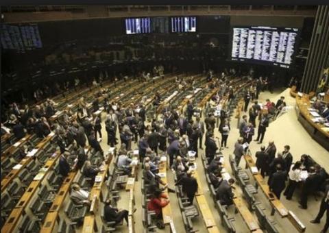 Senado aprova PL que determina notificação em caso de faltas escolares