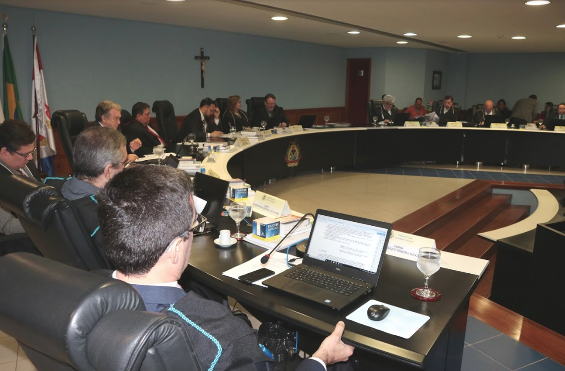 TCE aprova contas do governo de Melo, David e Amazonino