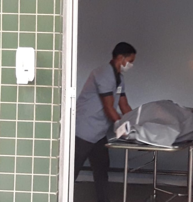 Caseiro espancado por populares morre após 10 dias internado em Manaus