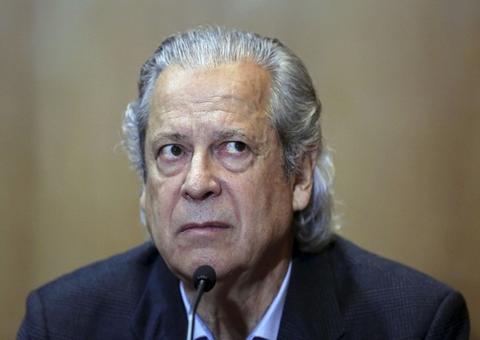 ‘Vamos deixar o Bolsonaro sentar na cadeira: ela queima’, afirma Dirceu