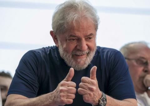 PT acaba de pedir a soltura de Lula com base em decisão de Marco Aurélio